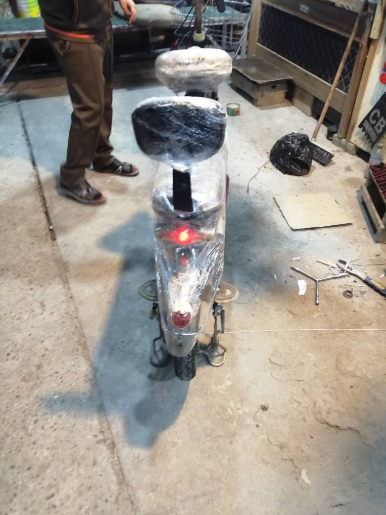 سلام عليكم
دراجه نوع بغداد
حجم 20خير من الله
بطاريات 10 سعر 150
***********
