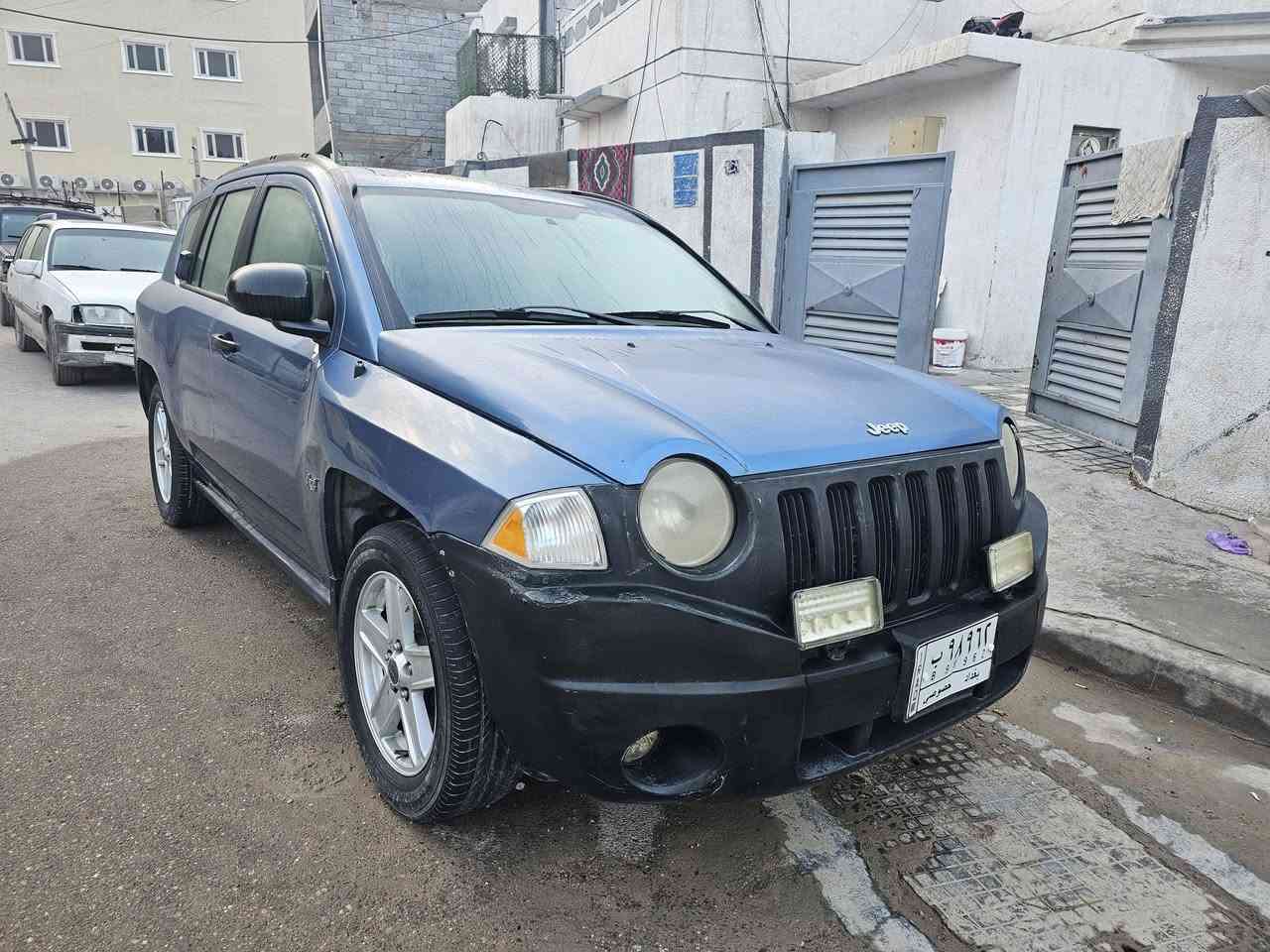 السلام عليكم للبيع اومراوس  جيب كومباس  موديل   2007 رقم بغداد مشروع وطني سنويه لغالية 28 بسمي تحويل مباشر محرك 4سلندر 2400 كير اتوو مكفولات قطعتين صبغ جاملغ خلفي وربع باب الجنطه بدون دواخلل
مكاني بغداد العامريه السعر 68
*********** واتساب
