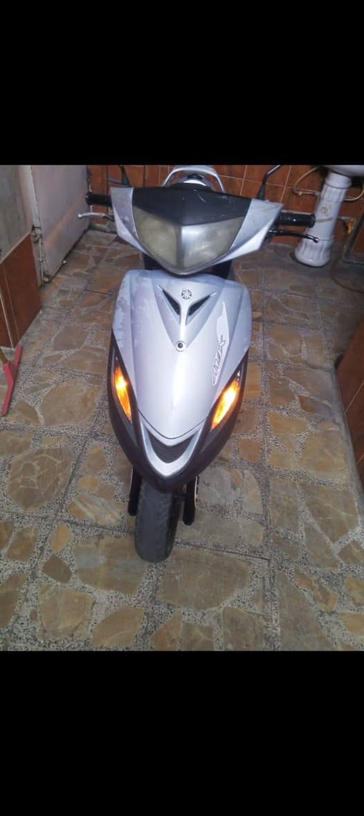 السلام عليكم دراجه نكره سلف اب اي وكت دراجه بلادي والله تاخذه تدعيلي كامله مكمله ومختمه  السعر 550 وببه مجال للطيبين   ***********    مكاني الطوبجي قرب سمير ابو الفلافل
