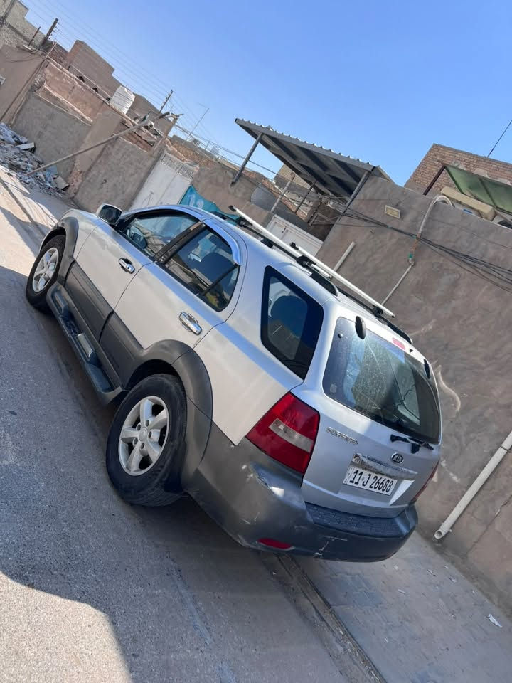 سورنتو 2009 رقم بغداد انكليزي باسمي
كفالة عامة ضربة وصبغ 
فور ويل 
كير ومحرك وحدادية كفالة 
تبريد ثلج 
تخم تاير جديد 
السيارة جاهزة 
بالصور كلشي مبين 
مكاني نجف حي النصر
سعر 95 وبيها مجال
خاص ما متواجد 
للاستفسار اتصل او واتساب 
***********
