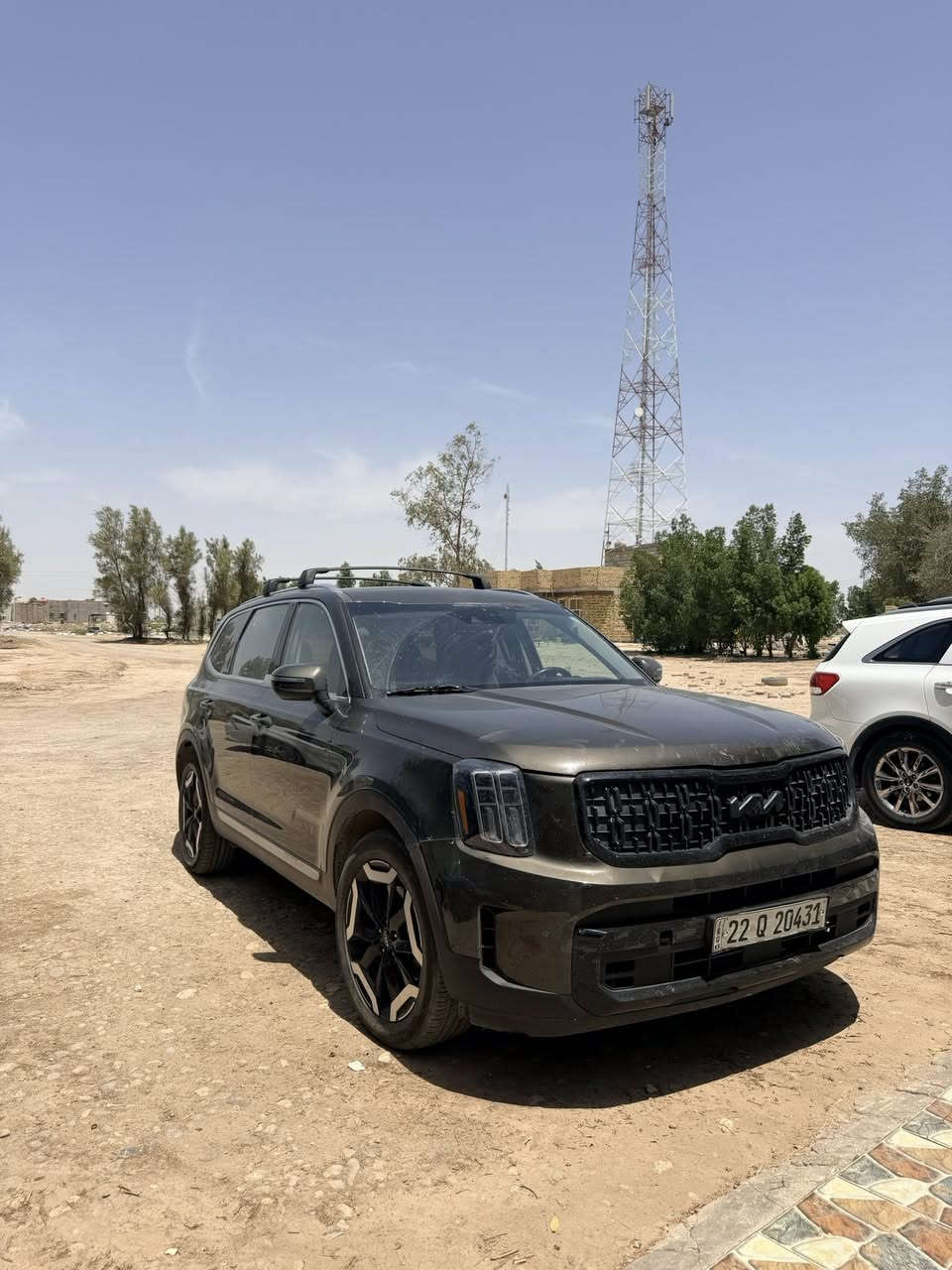 السلام عليكم كيا تيلورايد 2023 فئة S فول مواصفات معروفه مواصفات الS حادث السياره دعاميه ومقدمة البنيد صبغ 
بدون اي دواخل صور الحادث موجوده 
مبدل محرك جديد خير من الله السياره رقم أربيل مكاني بابل 
السعر 238$ وبيهه مجال 
***********
