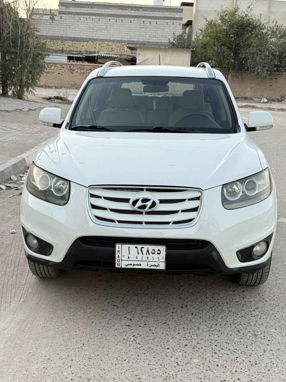 تحبه طيبه اخوتي لاعزاء . 
سنتافي خليجي 2012 : 6 سلندر  عائلية وكامله 
وجاهزه وحلوه و سعر مناسب للجناي
سنتافي 7 راكب . تبريد 3 قطع  
محرك 6 سلندر وكفاله كير محرك . 
حداده خلفي امامي . دارين شفتات 
ربل مكينه . تخم تاير . تبريد شرط ثلج 
كله جاهز وكامل وجديد . رقم بصره تحويل 
تحول ابيعلك ما تحول ما ابيع وعذرا . 
سياره بيه 5 قطع صبغ ومن ضمنهم قطعه 
وحده مضروبه . وسونار ناشره مع الصور . 
السعر : 135 وبيها مجال للشراي 
العنوان : البصره المركز . 
هاتف :  *********** 
.
.
