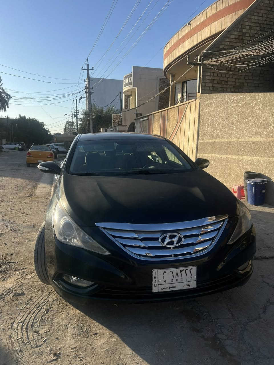 سوناتا 2013
سياره عارضها 107 

حادث جاملغ امامي جهت السايق وشويه من البنيد معمر ومصبوغ ممبدل بدون شاصي ولغد
رقمي ***********
