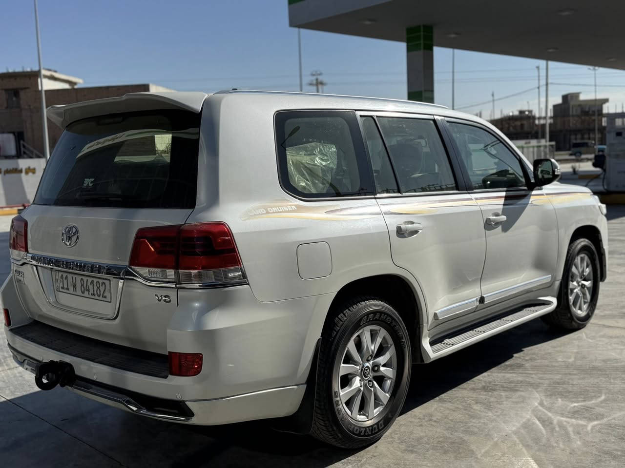 السلام عليكم         السعر 485
السونار مرفق مع المنشور
لاندكروز 2017 بريم اصل

ماشي 114 الف 
كفاله صبغ وتبديل بيهه بارد بالجاملغ الايمن 

العنوان واسط الصويره 

***********

***********
