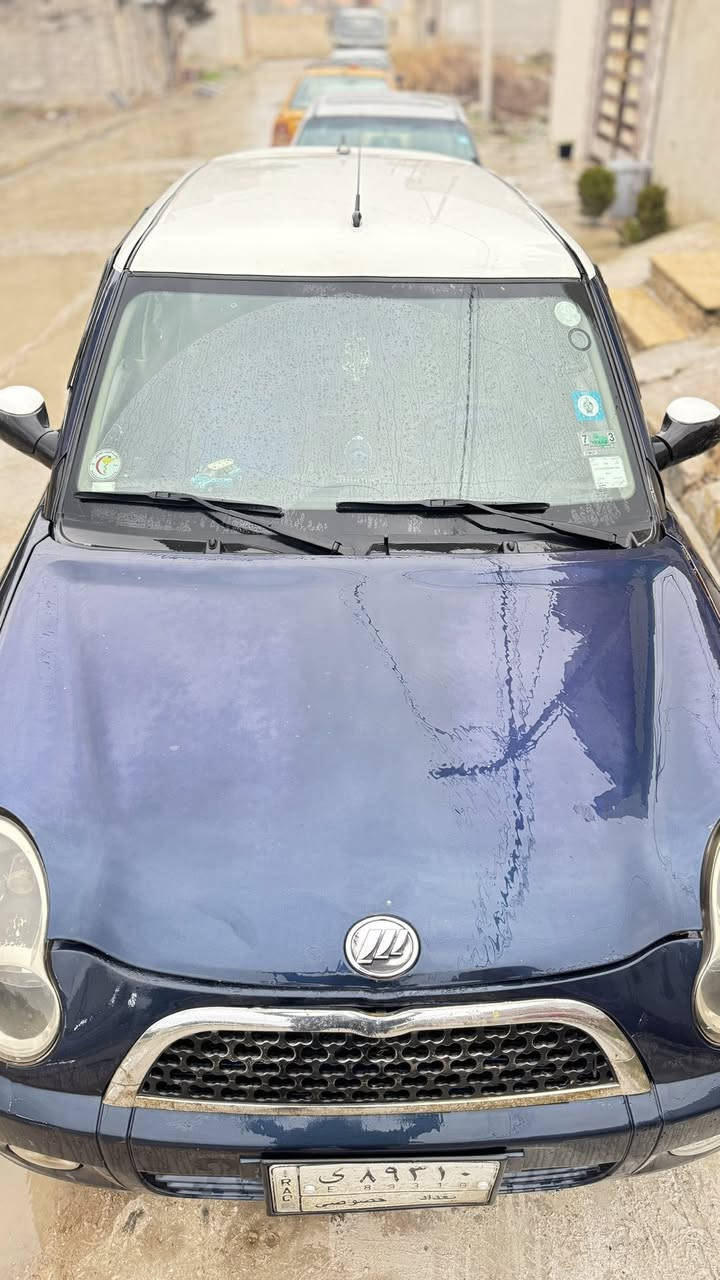 السلام عليكم
سيارة ليفان للبيع 2013

السيارة باسمي كابون بيها 

مصبوغ حزام بدون دواخل

السعر 38

***********
