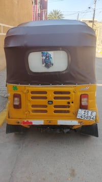 تكتك للبيع موديل 2019/12 رقم بغداد إنكليزي وسنوية باسمي تحويل مباشر مك...