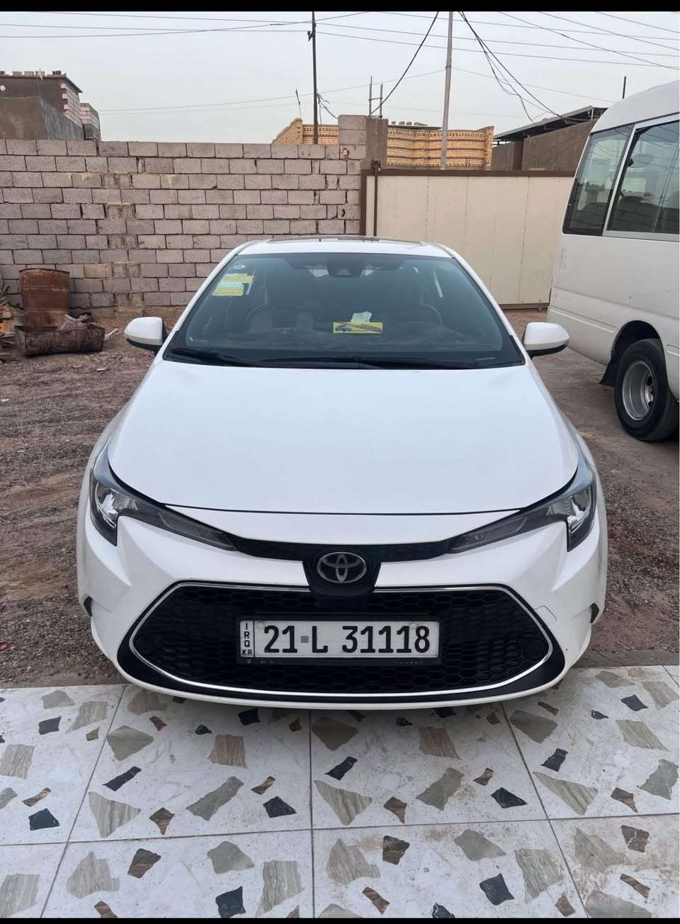 السلام عليكم سياره كورلا للبيع موديل 2022 لون ابيض بانزين فئة السيارة (D4T)
فول مواصفات

كيلومتر السياره 150الف (15000)

                  (((السياره مكفوله كفاله عااامه)))

1-فتحه
2-بصمه
3-تحكم ستيرن كامل
4-شاشه لمس
5-بلوتوث+وايفاي
6-كير اوتوماتيك 10نمرات 
7-الأيكو مود تلقائي 
8-سبورت
9-تحكم بالانوار الاماميه كهربائي
10-حداده كامله 
11-مكينة السياره 2000تيربو 
12-ويل كم حجم 15
13-تنبيه اصتطام
14-مانع الأنزلاق
15-اوتو ستار
16-سيايد بريك كهربائي اوتماتيك
17-اوتو هولد
18-مُثبت السرعه 
19-حساس داخل الايطارات
20-اشاير بالمري
21-تحديد مسار
22-تنبيه عند الخروج من المسار 
23-تخم تاير جديد
24-ترحيب
25-دخول ذكي
للاستفسار الأتصال على الرقم(***********
