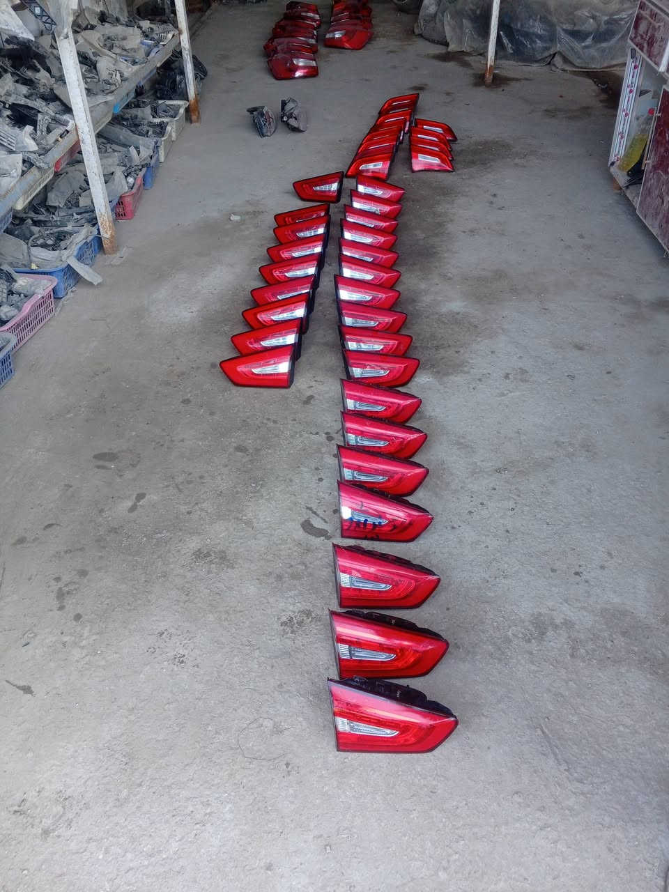 مجمع عادل البديري لعنوان الديوانيه حي الصناعي
للتوصل 
*********** فؤاد 
يوجد توصيل جميع المحافضات
