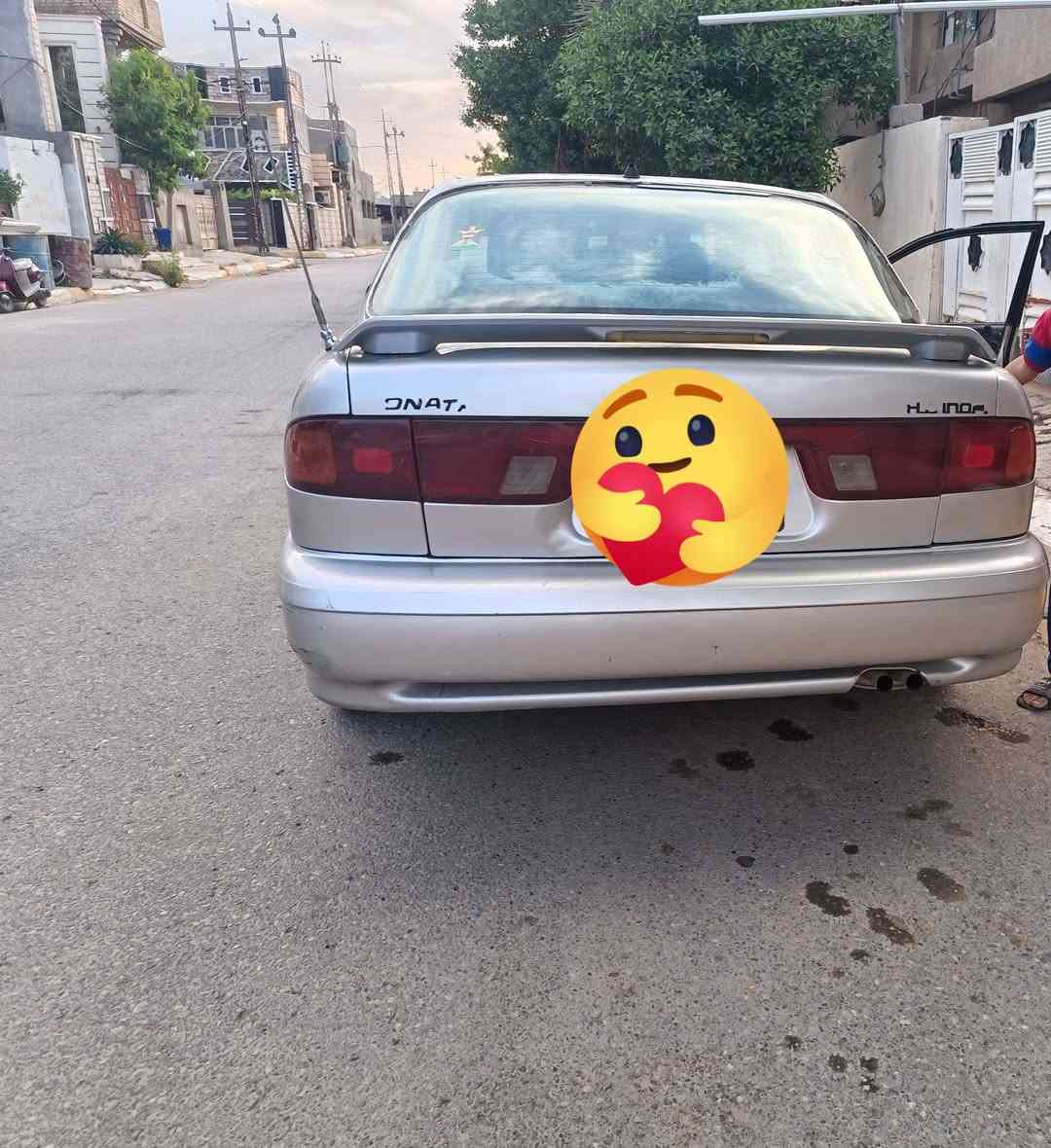السلام عليكم مكلف بلنشر
للبيع او مراوس باحدث وفرق 
هيونداي سوناتا تو موديل 1993 لون رصاصي محرك 2.0 مرغوب كير عادي جاهزه بدون نواقص 
رقم بغداد انكليزي جديد شرط تحويل 
سياره بدون حادث مصبوغه للجماليه نصبته كلش حلوه
بدون نواقص كير محرك تبريد ثلج كهربائيات كله كامل ويل كب تايرات جدد سياره حلوه ومال جناي دواخله نضيفه مكان سياره بعقوبه التحرير 
رايده ب 42 ومجاله بسيط الاستفسار ع الرقم او واتساب ***********  ابو تيم
