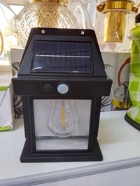 شاحن شمسي • صغير ٢٥٠٠ • كبير ٣٠٠٠