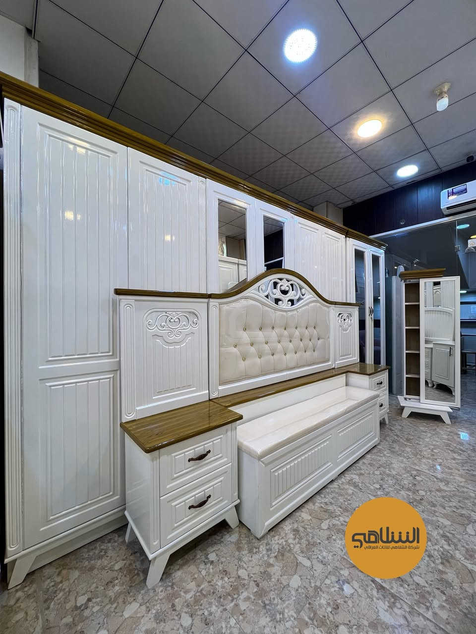 موديل نورهان

نجارة عراقية 100‎%‎ 

ضمن وجبة الدرجة الاولى

السعر 3 ملايين و400 الف 

غرفة 6 ابواب طابقين ملحق

تتكون من 10 قطع 

وجه الكنتور 12 ملم MDF

داخل الكنتور صاج طبيعي 4ملم

ظهر الكنتور چرچوبة شد براغي

قاعدة الكنتور بلوك بورد 

ارتفاع الكنتور 243سم

عرض الكنتور 327سم

عرض الكنتور مع زاوية ضلع واحد 447سم

 طابورية اضافية

شركة الشلاهي للأثاث العراقي 

العنوان محافظة واسط قضاء العزيزية قرب كراج بغداد 

خدمة التوصيل والشد مجاناً الى جميع محافظات 
العراق

خدمة استبدال الغرف القديمة بالجديدة مع الاتفاق على الفرق 

خدمة الصيانة ما بعد البيع لمدة سنتين مجاناً 

***********

***********
