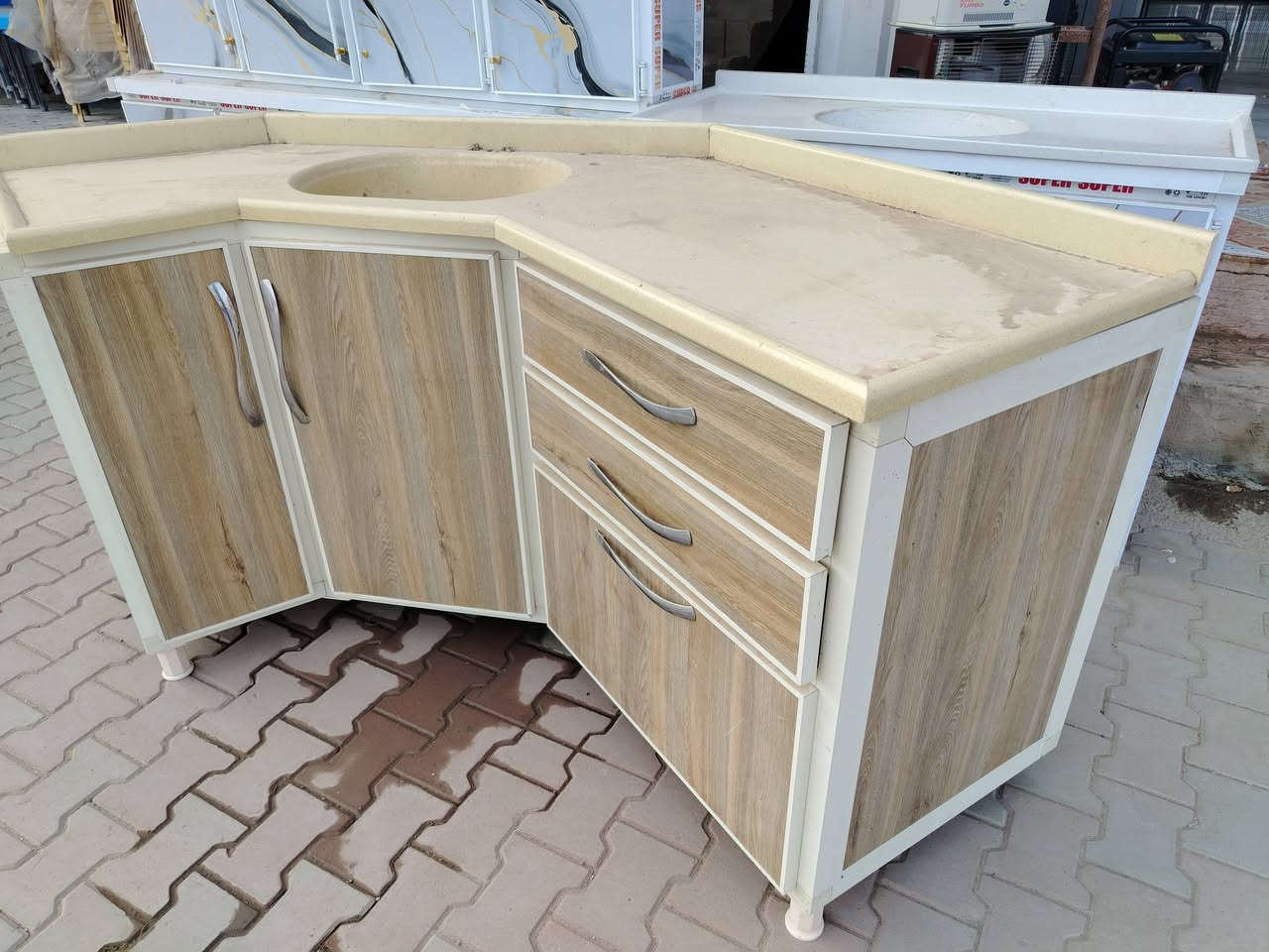 # مواد منزليه نضيفه وبأسعار مناسبه
#_ الضلوعيه الشارع الرئيسي قرب الجسر الكونكريتي
منطقة خزرج مقابل شركه الإبداع للهواتف
للاتصال *********** ب واتساب فقط

وبالتوفيق للجميع @
