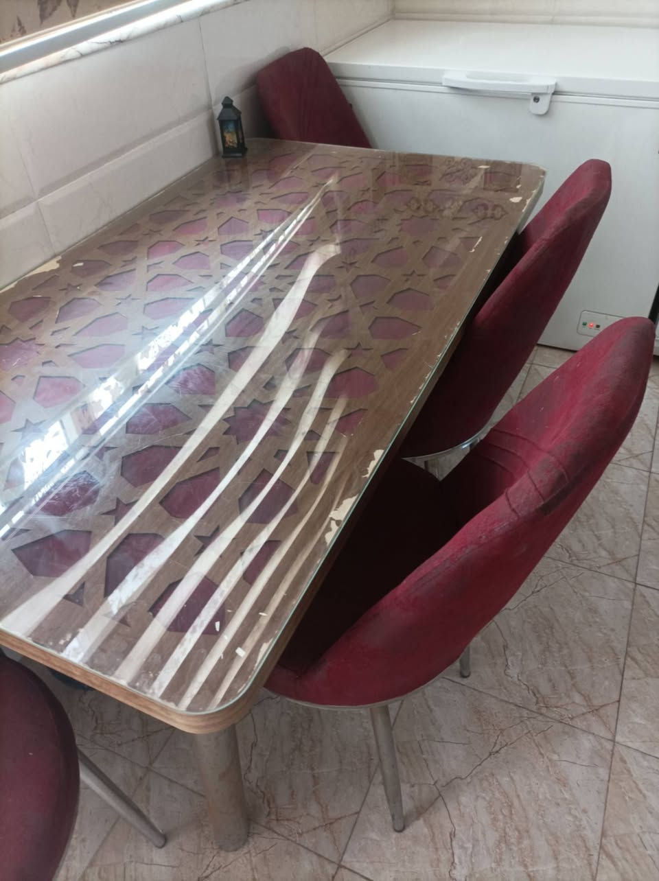 ميز طعام مع 6كراسي ب60
مكان حله ابو غرق 
اليعنده غراض او غرف نوم انشرهن للبيع والي نسبه بسيطه يتفضل خاص 
تابعني يصلك كل جديد


**إذا كنت صاحب هذا الإعلان وتريد حذفه لأي سبب، رجاءا أرسل رسالة إلى الدعم الفني**