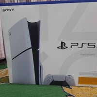 بلي ستيشن ٥ سلم اوربي واحد تيرا أجدد من الجديد كلش نضيف نضافه 99% كل م...