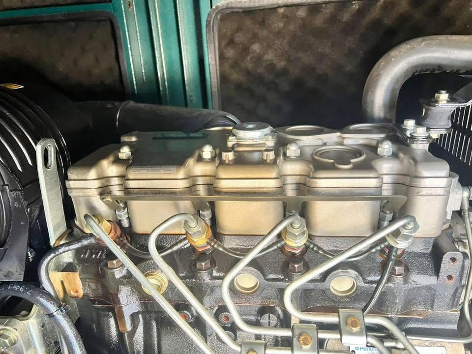 يا جبار يارب """للبيع"""
مولدة بركنز 404 (20kva) 
كتم 75‎%‎ 
المولدة بحالة الوكالة شبه جديد 
للتواصل :0981237116 
يوجد لدينا جميع احجام المولدات 
اختصاص صيانة جميع احجام المولدات البركنز


**إذا كنت صاحب هذا الإعلان وتريد حذفه لأي سبب، رجاءا أرسل رسالة إلى الدعم الفني**