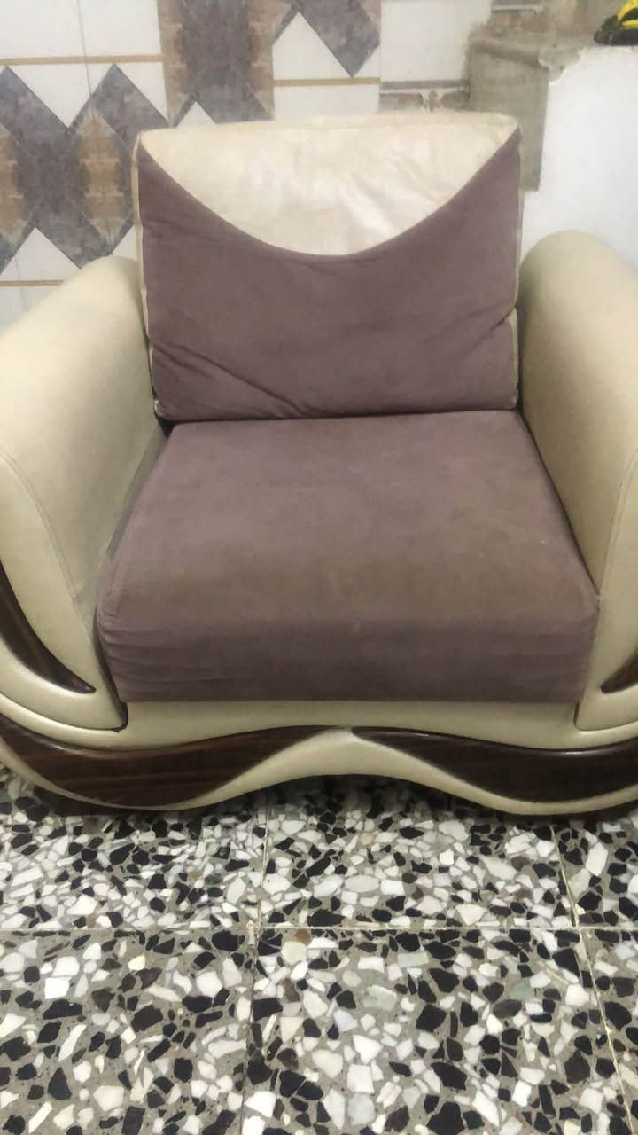للبيع وسعر مناسب


**إذا كنت صاحب هذا الإعلان وتريد حذفه لأي سبب، رجاءا أرسل رسالة إلى الدعم الفني**