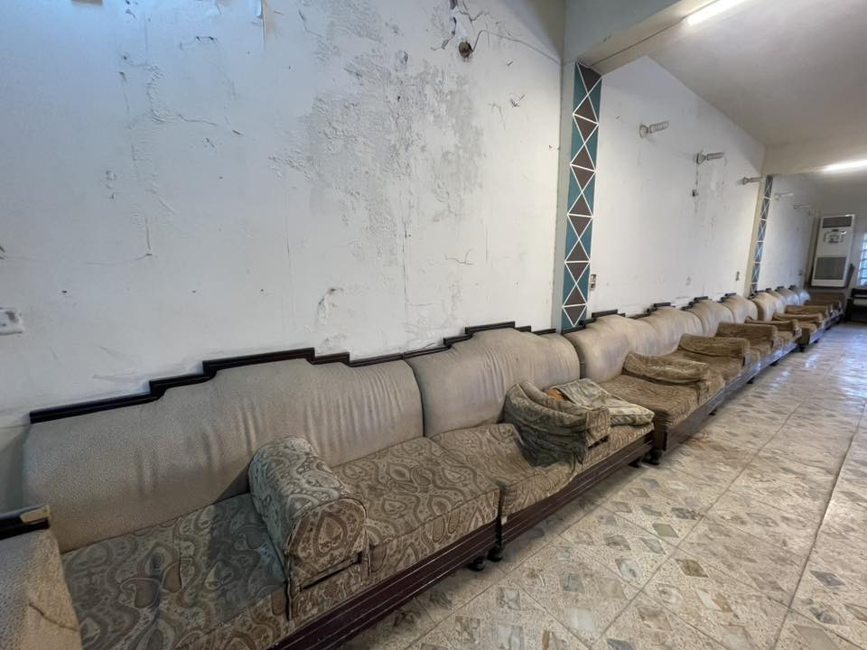 تخم للبيع مستعمل السعر 100 بغداد الطالبية ***********
