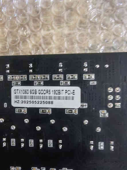 السلام عليكم
GTX 1060 6GB
جدید 
شرت فحص تشتغل 
السعر 55،000 نهائي
***********
اول تم فی واتس اپ
55،000
55،000
