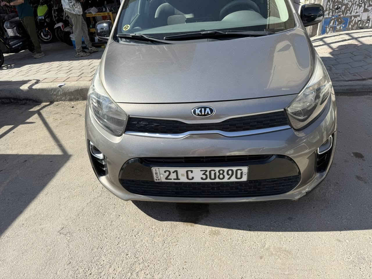 سلام عليكم سياره بيكانتو موديل 2018 سياره ماشيه 52.000 تحكم استيرن 4 اوتماتيك جام كامره (سياره باسمنا) صبغ مابيها بارد مابيها 4 اسلندر 
عنوان بغداد شارع فلسطين  
السعر : 98
للاستفسار: ***********
