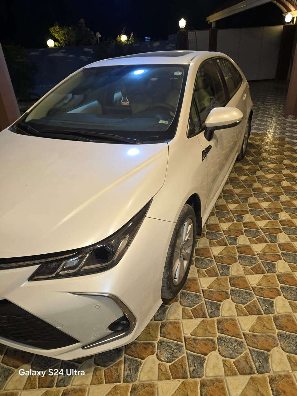 السلام عليكم كورلا ساز موديل 2024ماشيه 19الف بحالة الوكاله وضمان الشركة سعرها 193للاتصال على الرقم (***********)
