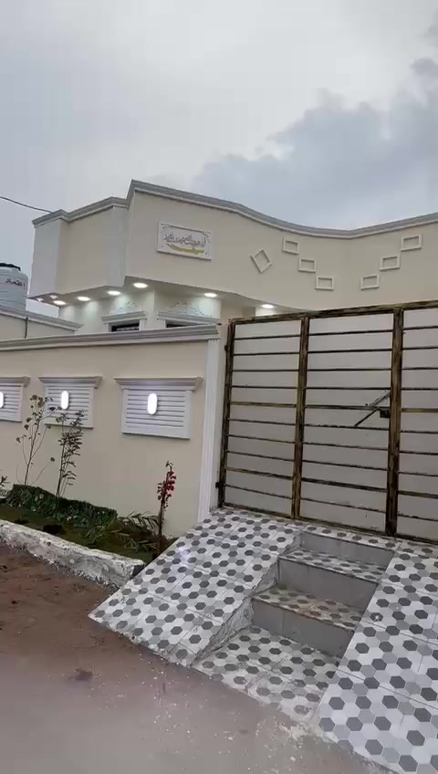 دار للبيع
المساحة. 210 

العنوان 📍 حمدان مقابل الصناعية . أبي الخصيب 

السعر 120 وبي مجال

العقار ملك صرف زراعي بسم عراقي نموذج 25📍📍

باقي التفاصيل داخل الفيديو 

للتواصل عبر الواتساب 
***********
