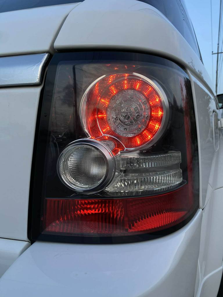 رنج روفر موديل 2013 سفري شريكه سردار ناو زرد فول مواصفات مه كينه بي سوبر مرغوب رقم و سنه وي و هزه تازه يه به ناوي خومه جاهزه ده عامي لو ده عامي بشرت بي صبوغ ته نها 129 هه زار رويشتيه 

رنج روفر موديل 13 ضمان شريكة سردار خليجي داخل اصفر و محرك مرغوب 8 سلندر بدون سوبر ماشيه 129 الف فقط رقم و سنه وي و هزه جديد بسمي بدون صبغ او ضرر كل شي بشرط جوبات و محرك و كير أربيل, العراق


**إذا كنت صاحب هذا الإعلان وتريد حذفه لأي سبب، رجاءا أرسل رسالة إلى الدعم الفني**