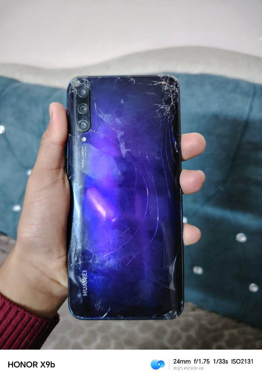 السلام عليكم واي 9 اس ذاكره 128 الرام 6 بفطر باللمس شويه موصل حي القاهره سعر 50 وفي مجال تعال خاص
***********
