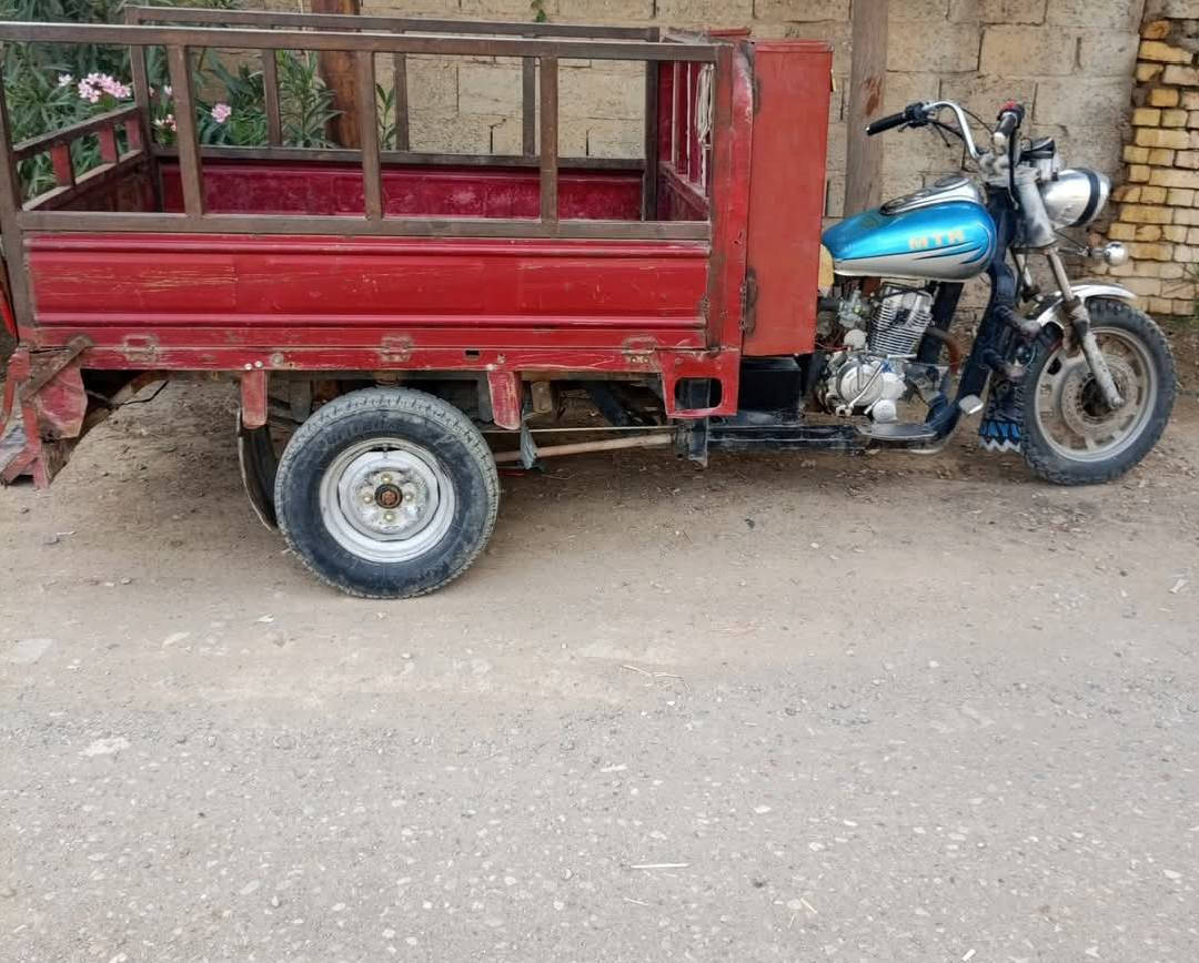 MTR
السلام عليكم ستوته للبيع السعر 700الرقم ***********
