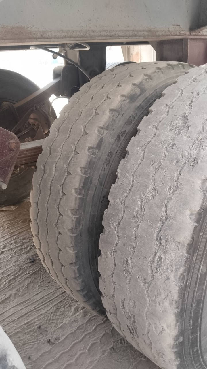 عربانه اوربيه للبيع مزوج ثلاث محاور ثلاجه ومطبخ تايرات نص عمر و كهربائية جاهزه عنوان حله شارع 80 اتصال *********** الطوال 12ونص
