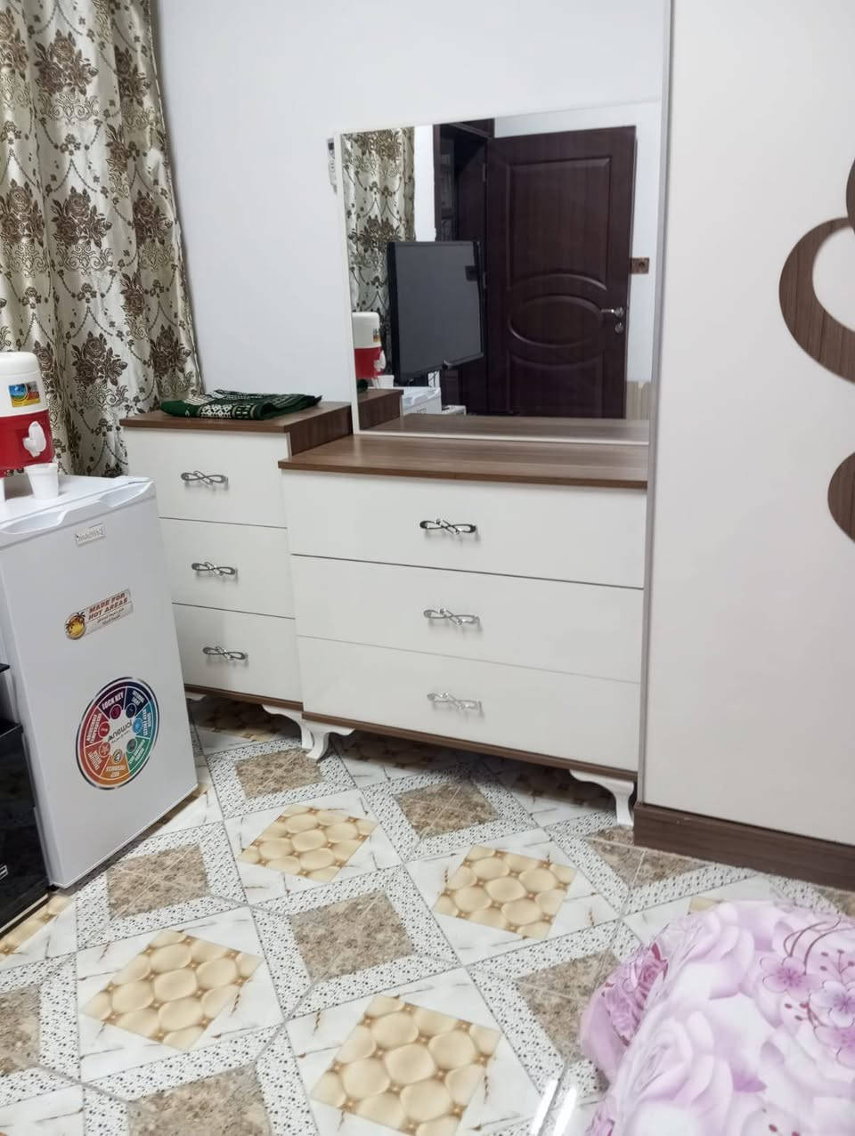 ***********واتساب او اتصال
