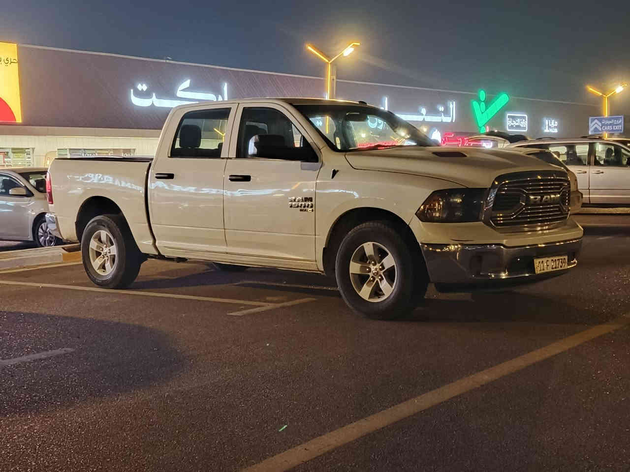 دوج رام كلاسك موديل 2022 رقم بغداد الجديد
5700 v8 حادث جاملق وبنيد تحويل مباشر 
كير مكينه صدر كفاله
العنوان بغداد
السعر... 195
***********
***********
