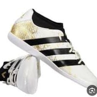 أديداس قياس ٤٤ تلبس ٤٣ نضيفه فول سعر لقطعه 35 الف  توصيل موجود 🚕🚕🚕🚕🚕🚕🚕...