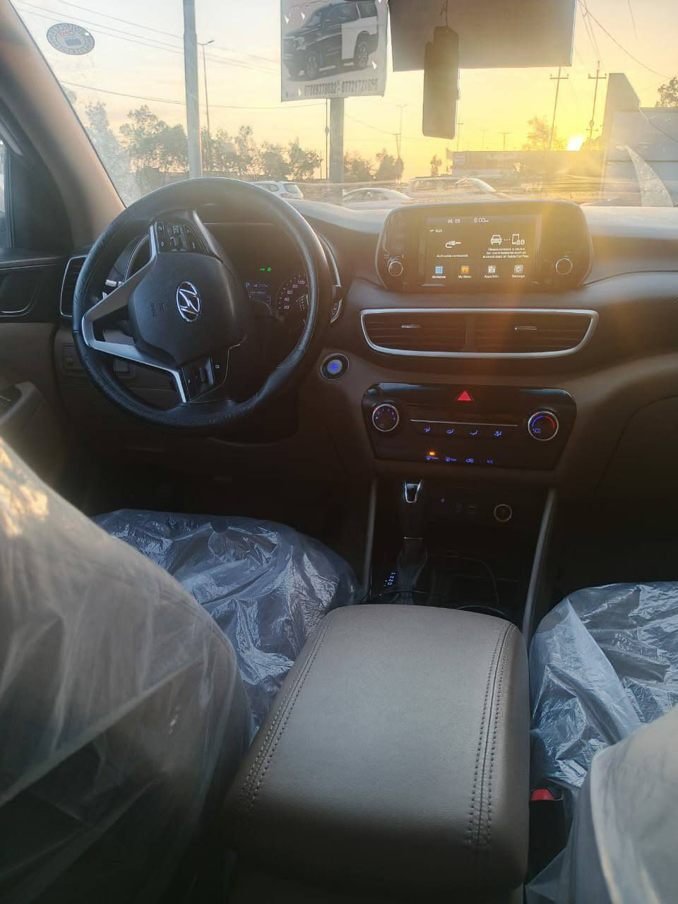 توسان موديل 2020 خليجي بيه قطعتين صبغ جاملغ وبنيد رقم أربيل تحويل مباشر أو وكاله  السعر 165
فول مواصفات كوري سايد بريك ب الرجل مكان واسط العزيزيه 
***********
كير مكينه وتخم تاير حداديه كله جديده بالعافيه ع يأخذه
