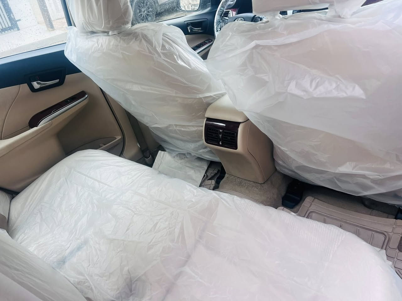 كامري موديل 2013خليجي موصفات روسي سياره عل وضع شركه مكفوله من الصبغ حت دعاميات بيها ملاحضات بسيطه بارد ومكان كرت ماشيه 200كيلو محرك كير كله بلادي شرط غرفه السياره عل وضع الشركه سعر 150 مكان سياره اربيل تحويل مباشر كلشي جديد سنويه ورقم  ***********
