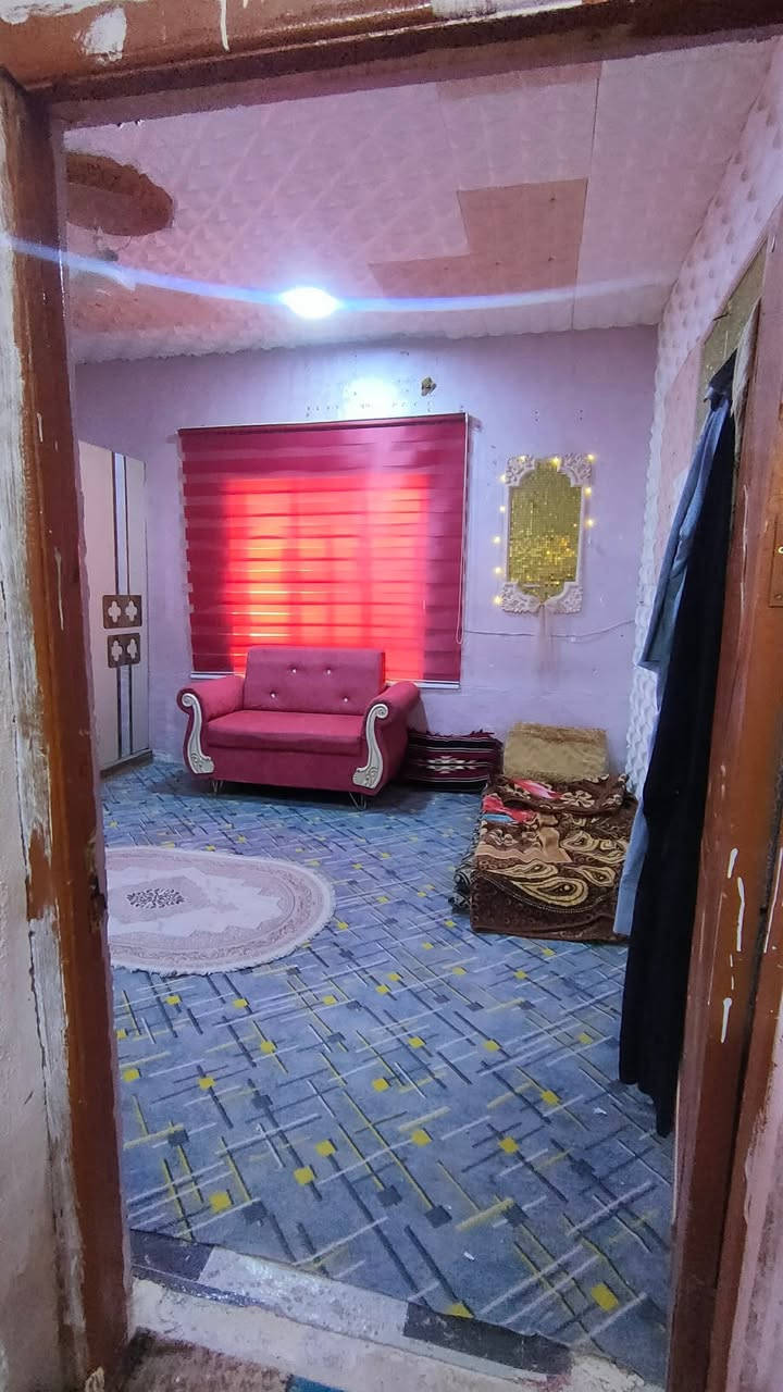 بيت للبيع مساحه 250متر مكان البيت تجاوز حي العسكري يحتوي علا صاله وغرف3 وصحيات داخليه وخارجيه وبراني وطارمه وسطح السعر 15 مع مجال بسيط
لتواصل على هاذا الرقم ‭***********‬
