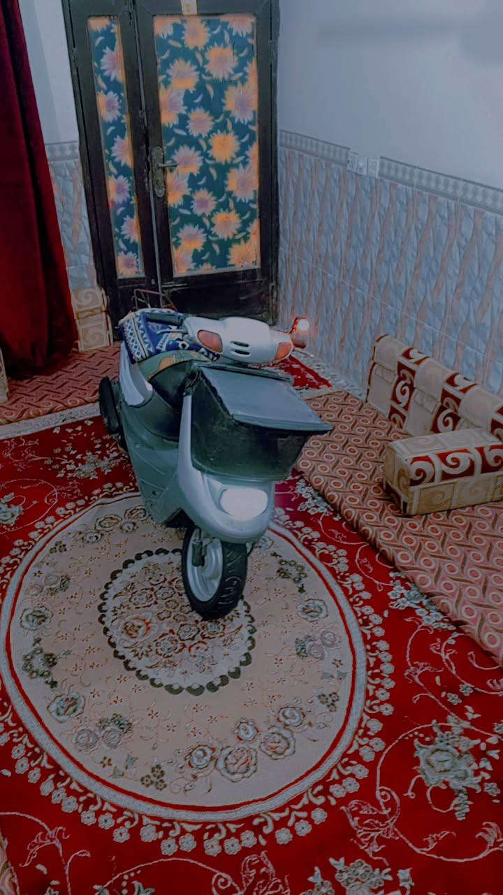 دراجة منغولي نضيفه للبيع 300وبيها مجال ***********
