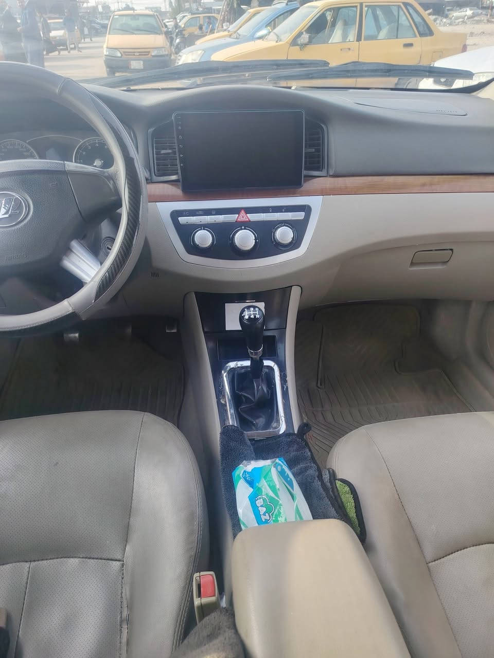 ليفان موديل 12
سياره نضيفه كير مكينه حداديه تبريد
مكفوله من ضربه وصبغ
سعر 43
كربلاء
***********
