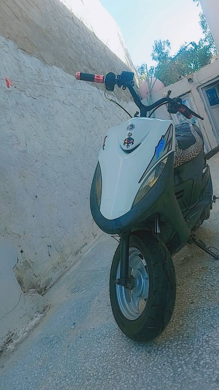 السلام عليكم ماكس نضيفه مكينه مفتوحه بس ولفات غراضه موجوده مراوس بفراشه أو اربعه كير


**إذا كنت صاحب هذا الإعلان وتريد حذفه لأي سبب، رجاءا أرسل رسالة إلى الدعم الفني**