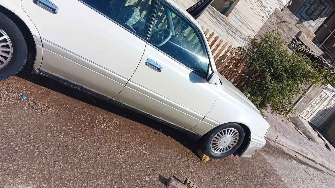 راس الثور فلات رقم أنبار كصتين سياره مداور شوكت متريد ابولوكاله بلنبار وراعيهه الاصولي بناصريه.  سعر سياره72وبيهه مجال بسيط مصفره غرامات جاهزه من كلشي كهربائيات تبريد مكينه كير كله شغال وحلو بس حدايتهه 80%100لباقي كله حلو وزين مكاني نجف ***********.
