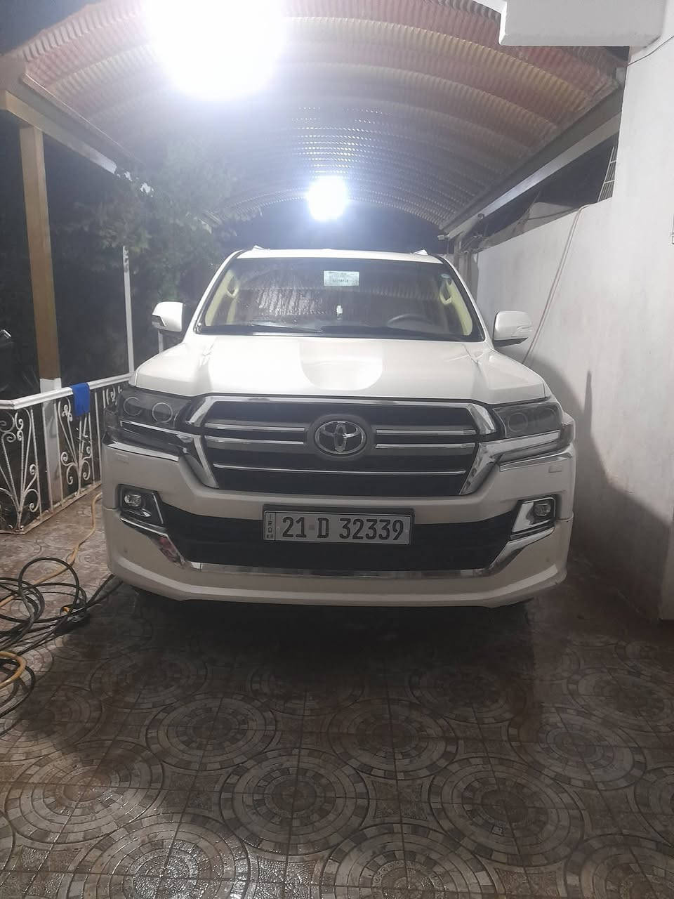 تويوتا لاندكروز 2017 خليحي GXR
فول 1/1 السيارة  
محرك V8 حجم 4600 كفاله
كشنات اماميه كهرباء
ايرباك عدد 8
حساسات امامي خلفي
كشنات كهرباء عدد 2
بصمه وتشغيل عن بعد بلادي 
سلايت دبل ماوس مثبت سرعة
لايت اسود زنون وبخاخ لايت 
علامه لاندكروز ليزريه ب4 ابواب 
شاشه  بلادي + شاشات خلفيه
كامرات 4 360 درجه 
السياره جديده  بمعنى الكلمه بدون حادث بدون بارد 
مكفوله كفاله عامه 
ماشيه 124 كم 
رقم سليمانيه ب اسمي  
مكاني بغداد ابو غريب 
 بي واتس ***********
عمي السعر 5 شدات وبيه مجال انشالله تجي تكلب ونتعامل وانشالله ارضيك
