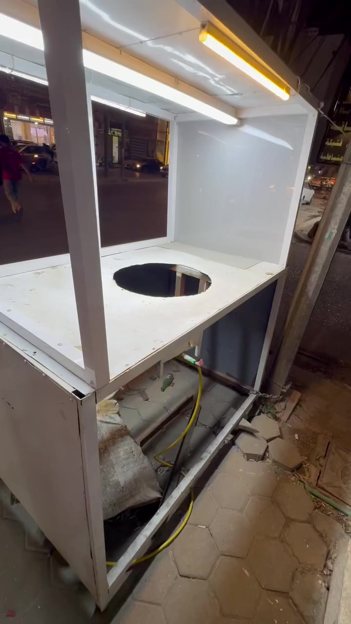 السلام ميز جاهز وكامل مثل ما واضح بالفديو سعره 150 تفصال هوه والاناره والبريمز ومنظم عنوان حي السلام


**إذا كنت صاحب هذا الإعلان وتريد حذفه لأي سبب، رجاءا أرسل رسالة إلى الدعم الفني**