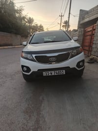 سورنتو ٢٠١٢ • ٢٤٠٠ • انگليزي