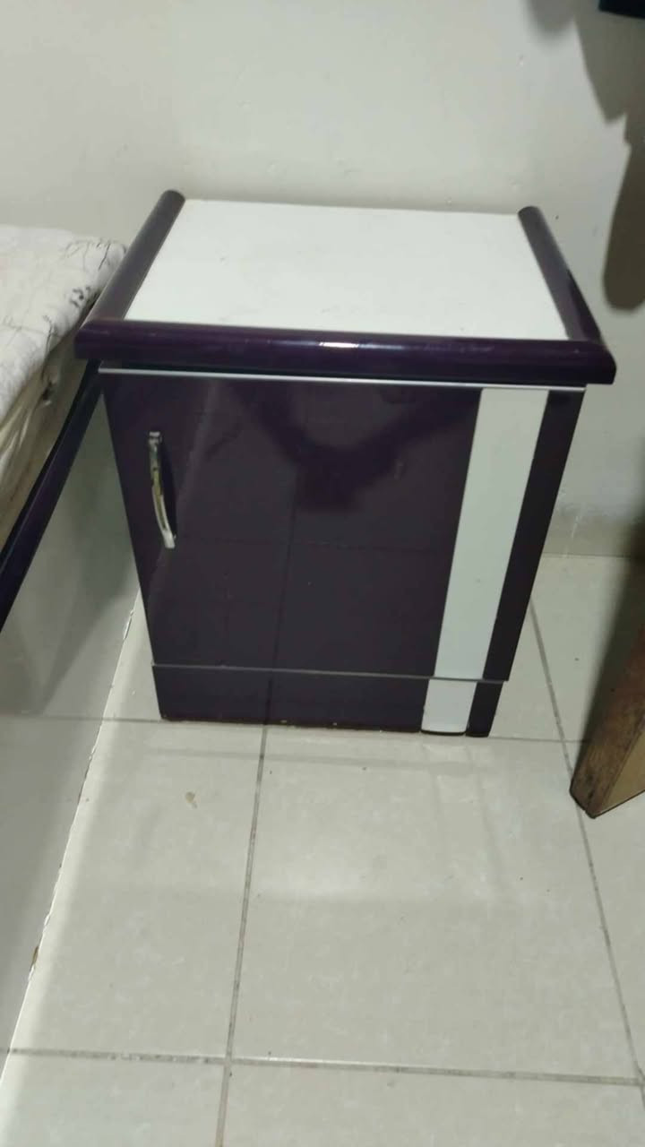 تاقم نوستنی پێنج پارچە بەدۆشەکەوە بێ عەیبە 
سعری 135 هەزار شوێن هەولێر😍


**إذا كنت صاحب هذا الإعلان وتريد حذفه لأي سبب، رجاءا أرسل رسالة إلى الدعم الفني**