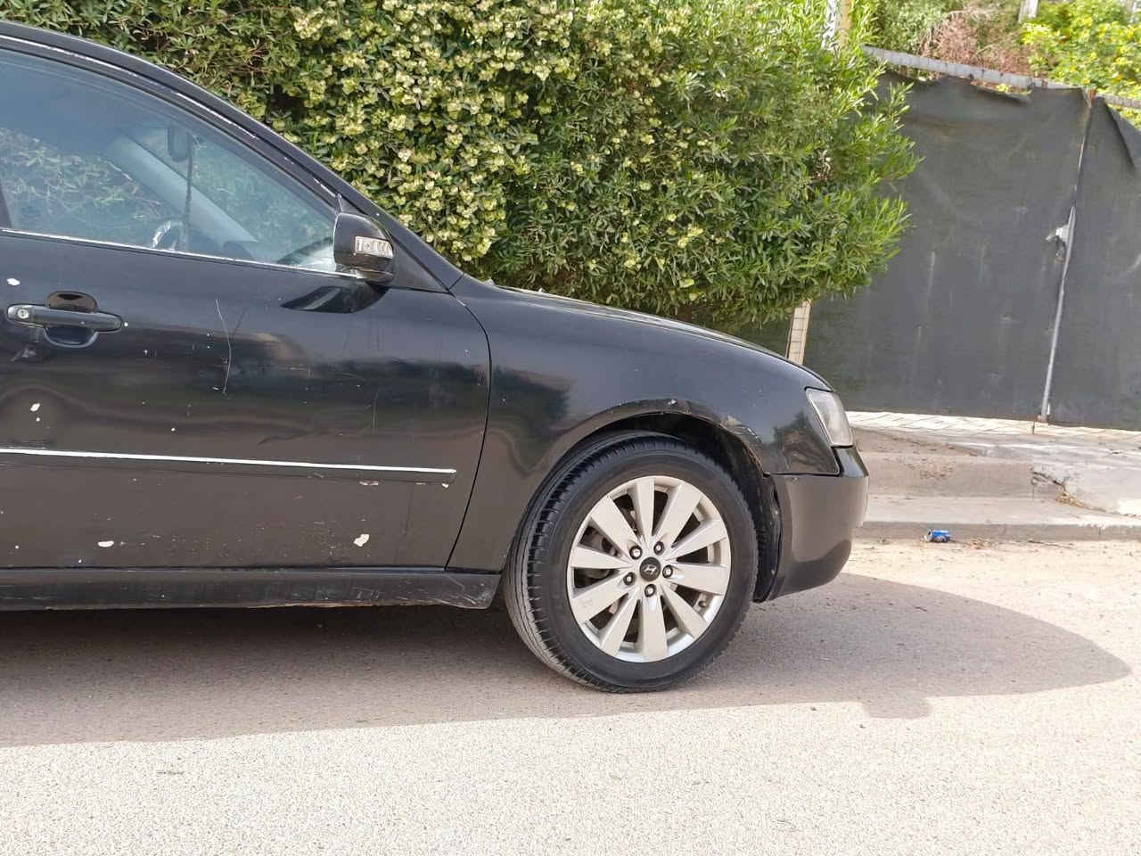 سوناتا 2008 مصبوغه حزام
كيرها جديد مال حاويه محرك خير من الله

محرك 2400 

تخم تاير 

باتري جديد 

منظومه غاز 60 لتر 

كهربائياتها كلها شغاله 

سياره بأسمي سنويتها ل 2030 رقم انكليزي 

حادث بيها جاملغ خلفي عكس جهة السايق 

سعرها 85 وبي مجال بسيط 

للاستفسار ***********

*********** واتس
