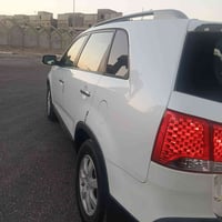 سورنتو موديل 2012عيني كلشي موضح بالفيديو 124بيه مجال قليل 07801104111