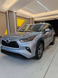 🚘 تيوتا هايلندر موديل ٢٠٢٣ #المواصفات فئه سياره xle ٤ سلندر تيربو المس...