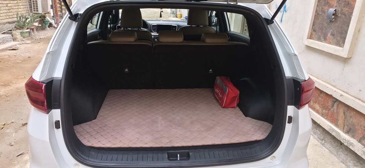 سبورتج رقم بغداد
الموديل : 2020

العنوان بغداد - الكاظميه

ماشيه 95 الف كيلو

بصمة تشغيل

تشغيل عن بعد وبصمة ترحيب

مري شفط كهرباء واشاره بالمري

3 انضمه قياده

حساسات امامي خلفي 

 شاشه  اندرويد وكاميرا دوارة

فول تحكم سترين

مثبت سرعه 

ويل 19

تبريد قطعتين 

داخل بيجي  جلد + مخمل 

محرك 2000 دوش انسى الدوانس

المصابيح الماميه LED

مانع انزلاق

الرقم بغداد دولي باسمي سنوبه قبل شهرين اصدارها

السعر 192  وبيهة مجال بسيط

للتواصل واتساب ***********
