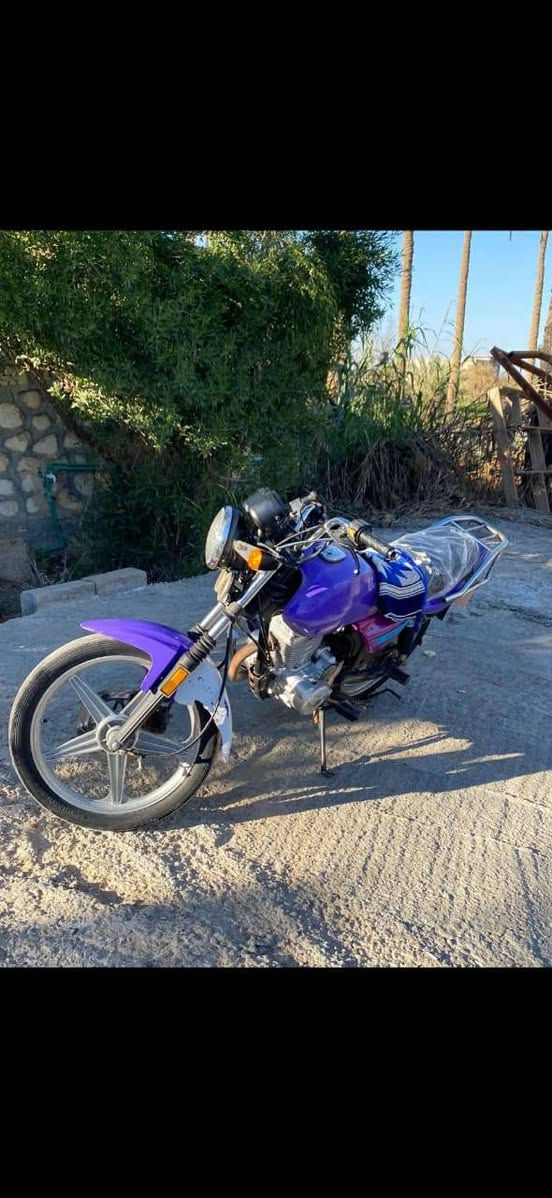 السلام عليكم دراجه للبيع نضيفة كهربائيات كامله كلك السعر 650!!!!***********
