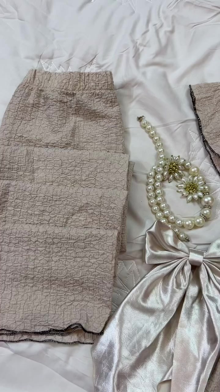 توصيل الفين فقط

تخفيضضض نااار وشرار  ✨✨
تراك كريشة فول كوالتي باردة كلش فول كوالتي ✨ 
فري سايز 

3 الوان 
السعر فقط 13 الف
قطعتين ب25


**إذا كنت صاحب هذا الإعلان وتريد حذفه لأي سبب، رجاءا أرسل رسالة إلى الدعم الفني**