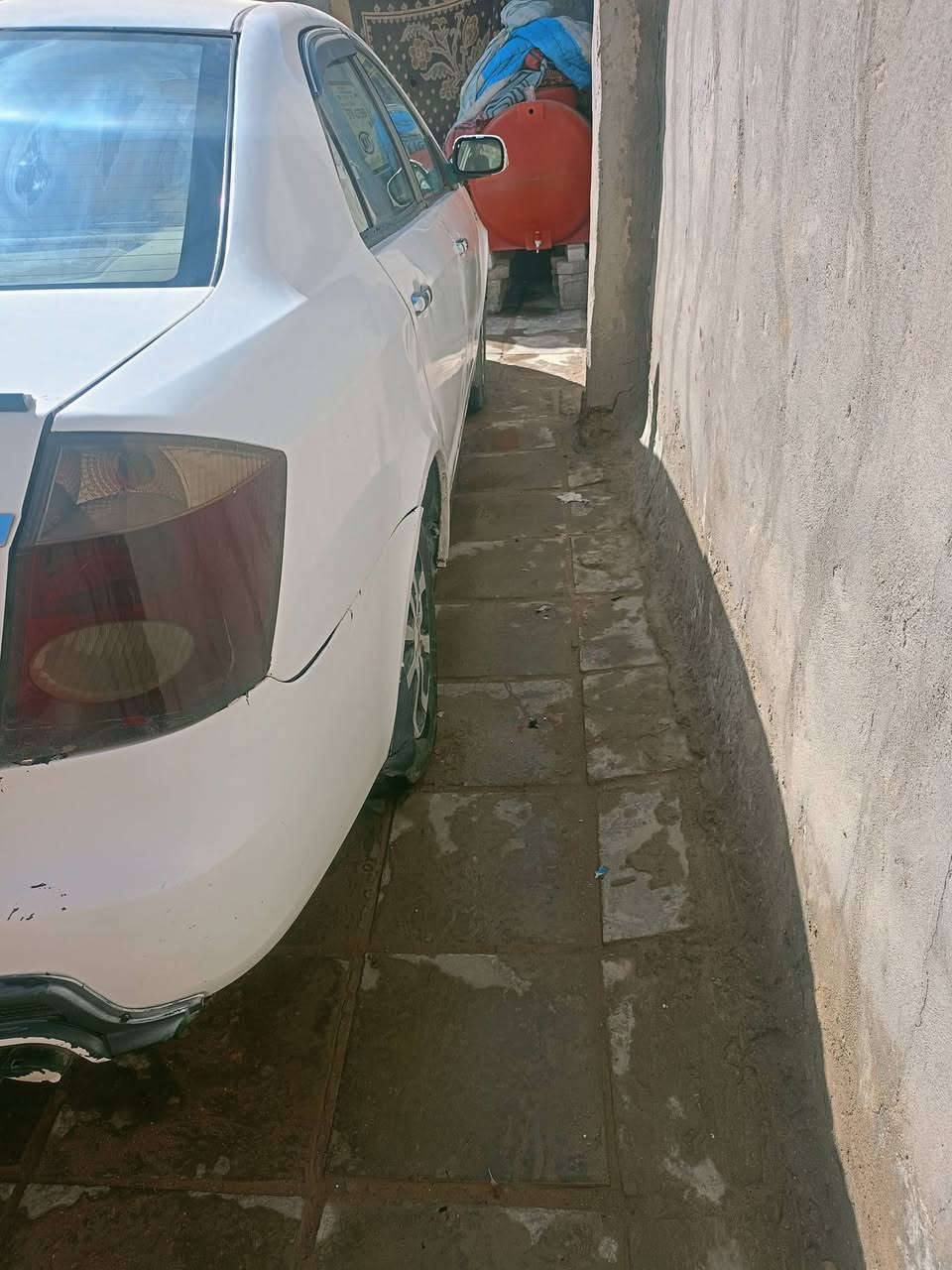 سلام عليكم جيلي افسي موديل 12 رقم بغداد سياره جاهزه الشراي ينتصل
*********** السعر 35 وبيه مجال الشراي
